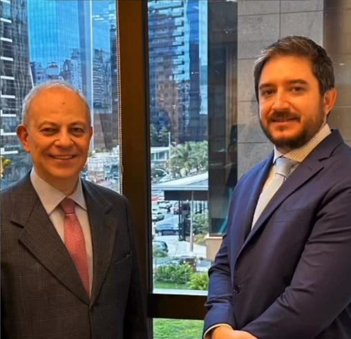 Advogado Empresarial em reunião na unidade Sorocaba, SP